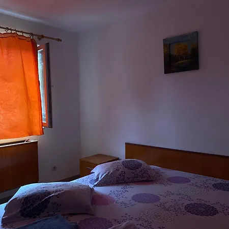 Villa Quiet Garden 1st Floor Bucharest